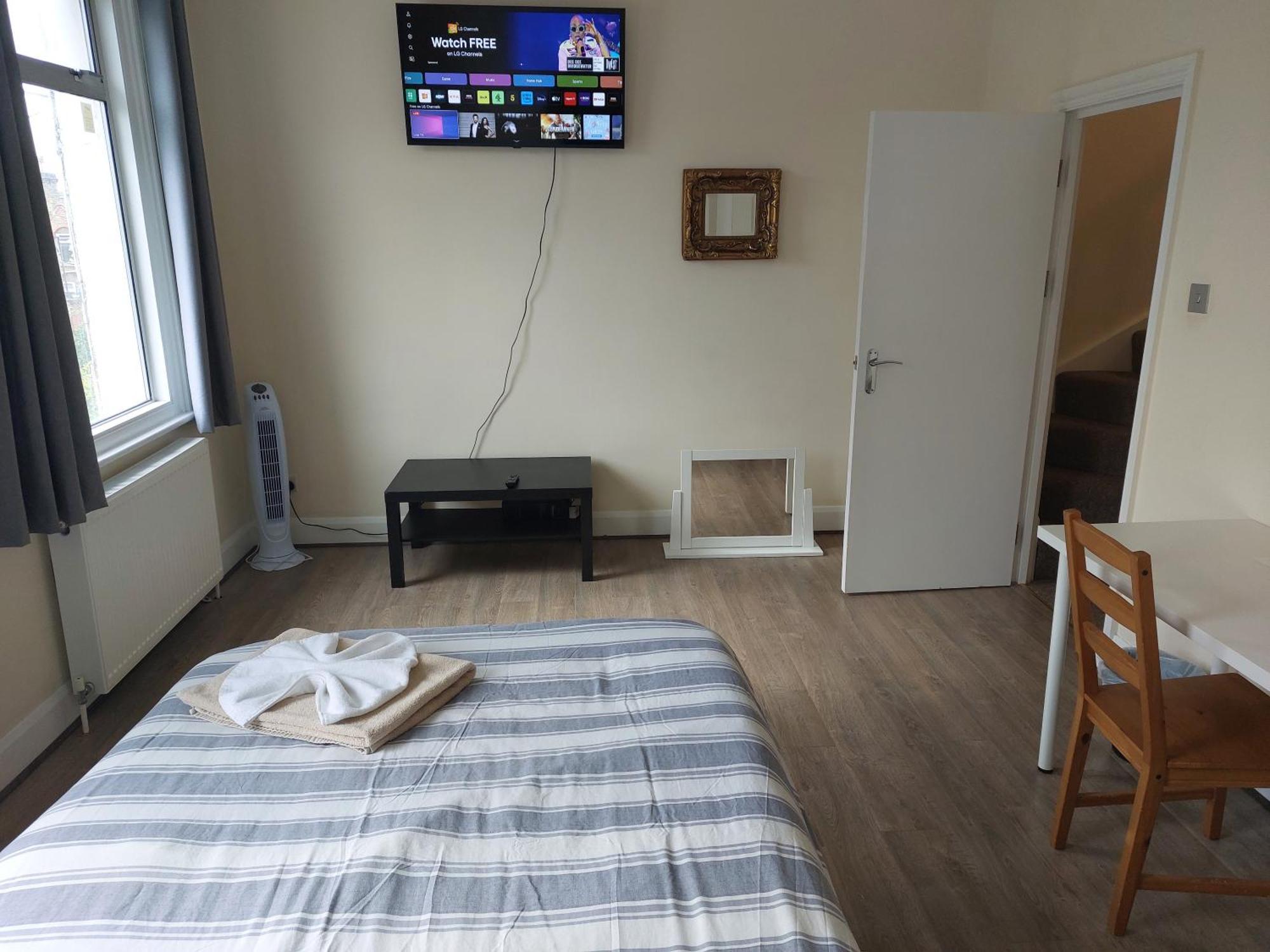 Family Friendly 3 Bedroom Flat Zone 2 - Children Stay Free! Londýn Exteriér fotografie